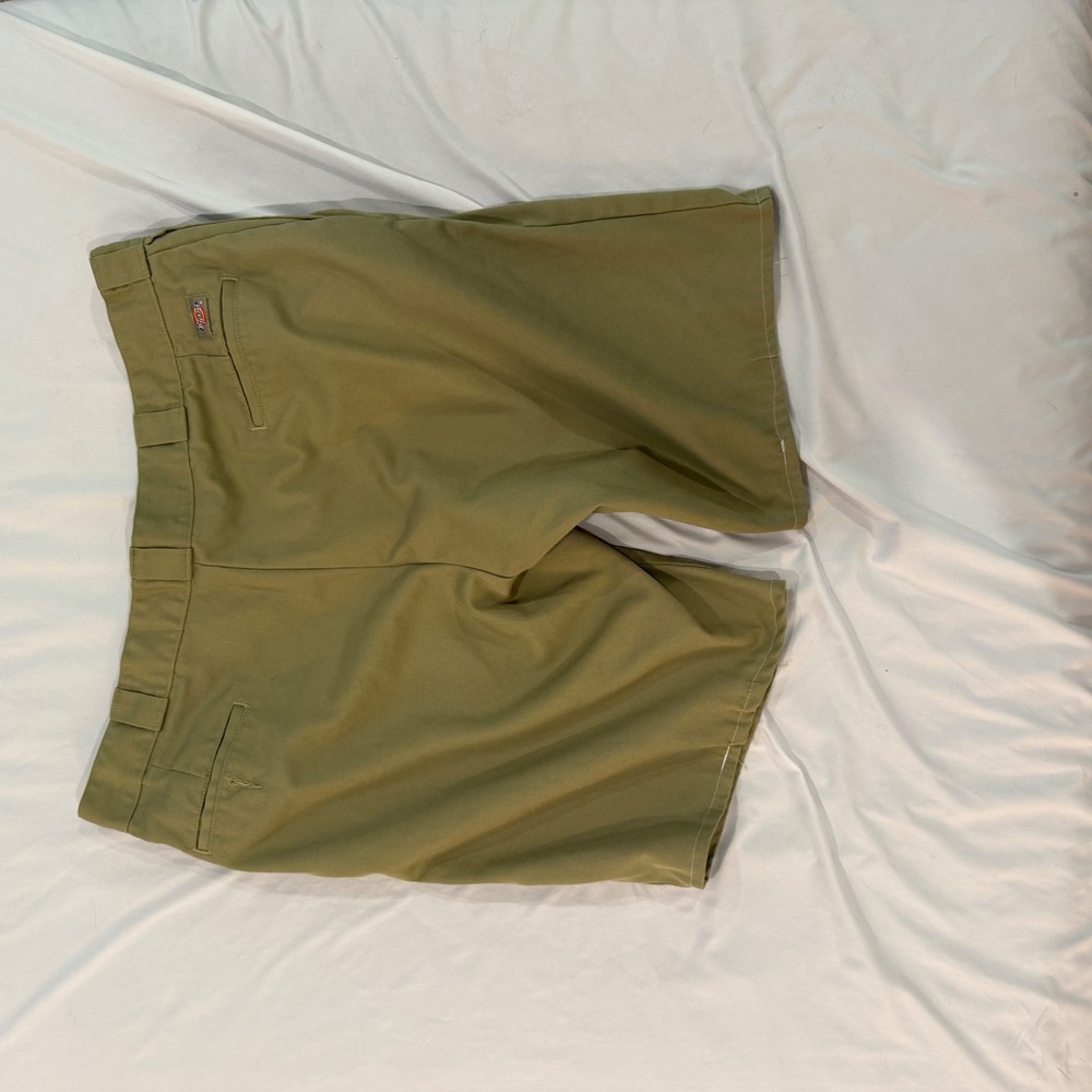 Dickies 874 Original Fit Work Shorts Mens 44 Khaki Tan Twill Flat Front Cut Off